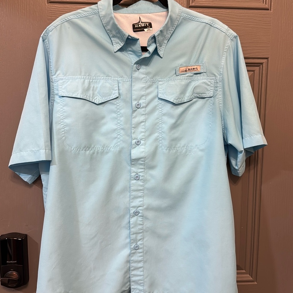 Habit Fishing Shirt Men Size Large Blue UPF Button Short Sleeve Vented Outdoor